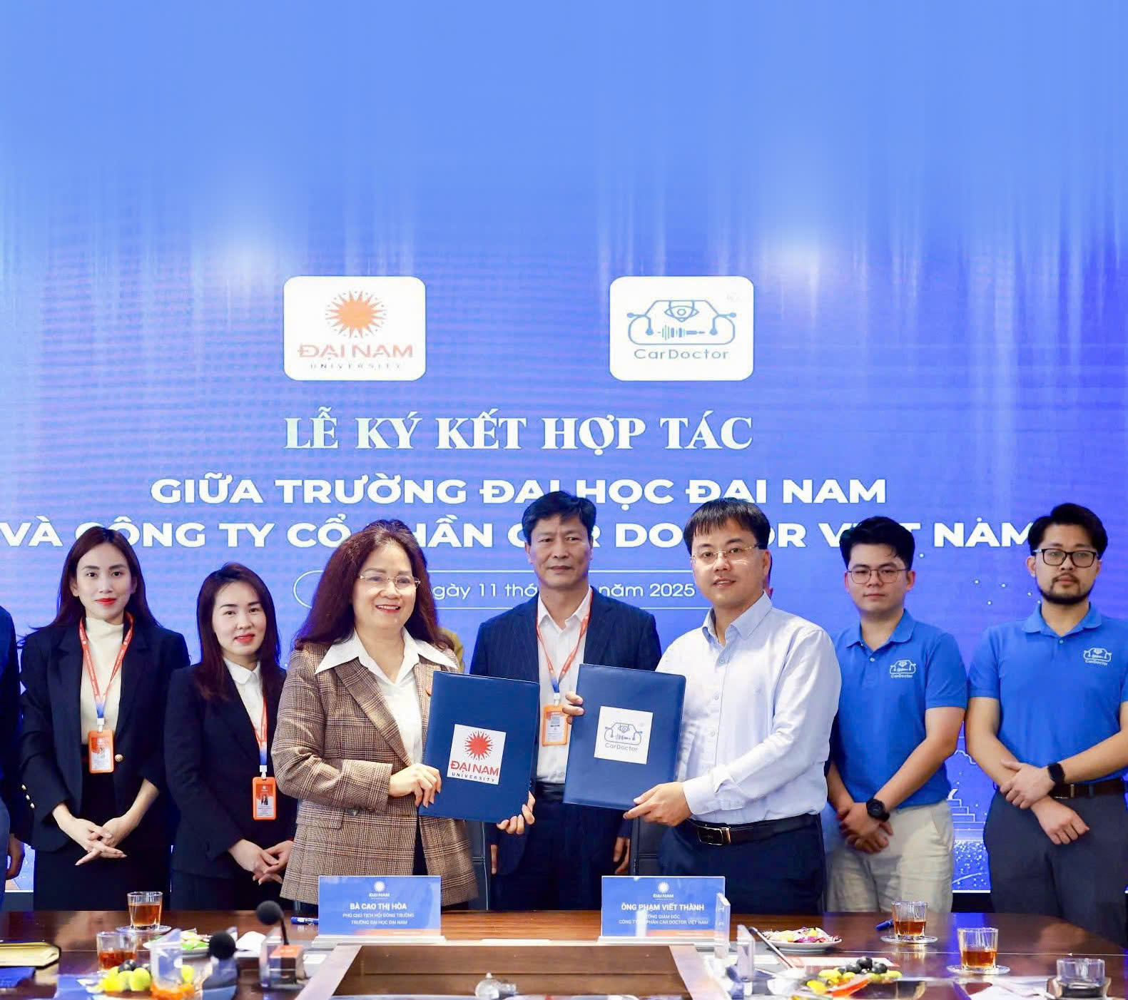 CarDoctor Vietnam Joint Stock Company signs a Memorandum of Understanding with Dai Nam University: Students ready to conquer the automobile job market.