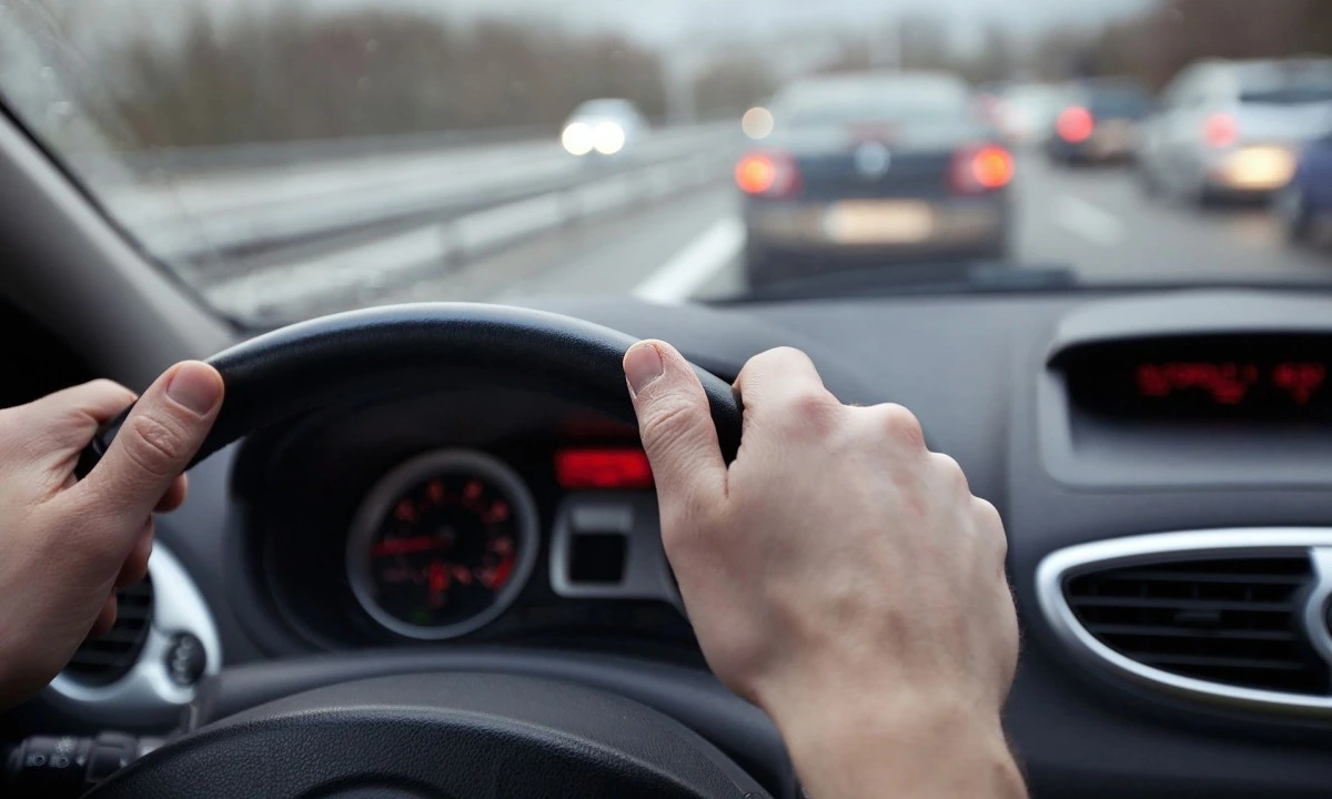 What do drivers say about the proposal to remove the 48-hour weekly driving limit?